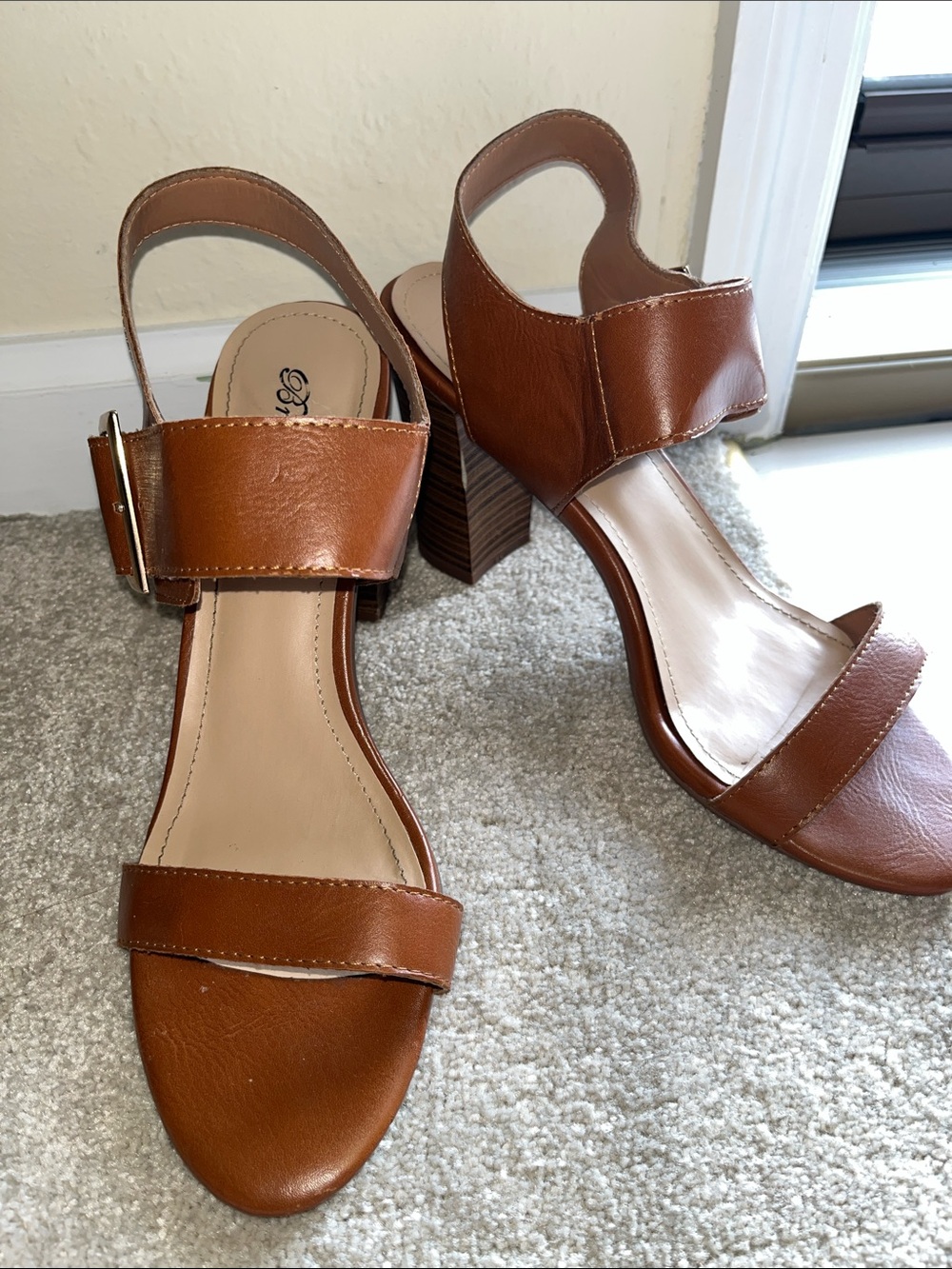 Breckelle’s Block Heel Leather Sandals in Brown by